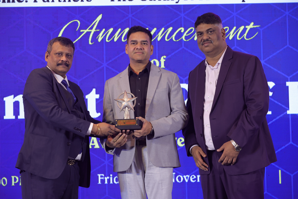 Eminent VARs of the Year 2025 Awards in the Category of - Best Cloud Solution Partner :  Progression Infonet Pvt. Ltd.