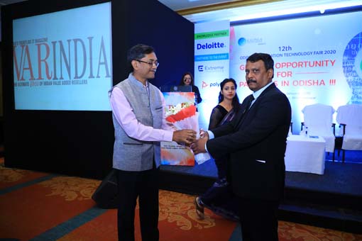 Welcoming Mr. Manoj Kumar Pattnaik, CEO- OCAC at 12th OITF 2020