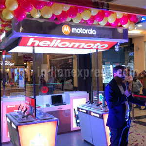 Motorola launches â€˜Moto Hubâ€™ to strengthen its retail presence