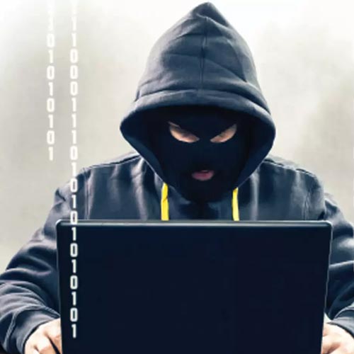 IB official gets duped by fraudster posing as â€˜bank executiveâ€™